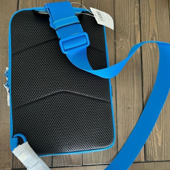 New - Coach Crossbody Blue - Picture 4 of 4